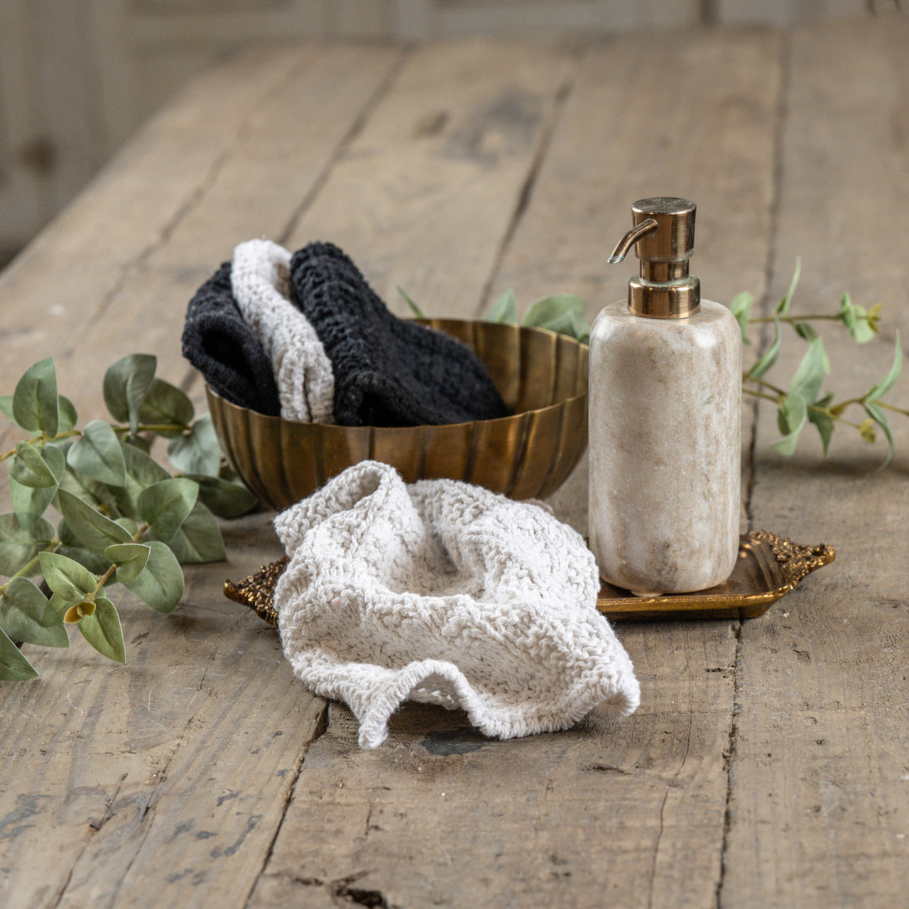SET/4 BLACK & WHITE KNIT WASHCLOTHS