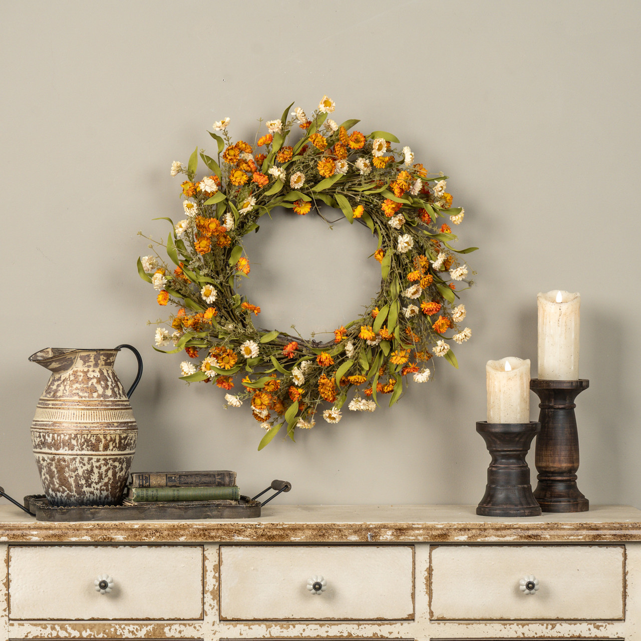 22" CREAM & ORANGE MINI DAISY WREATH