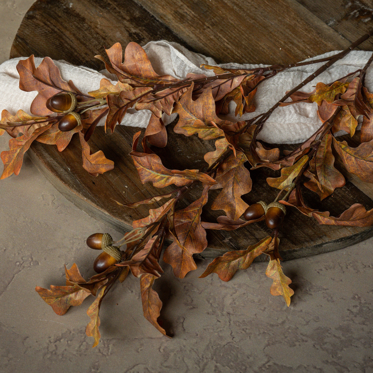 39" OAK & ACORN SPRAY