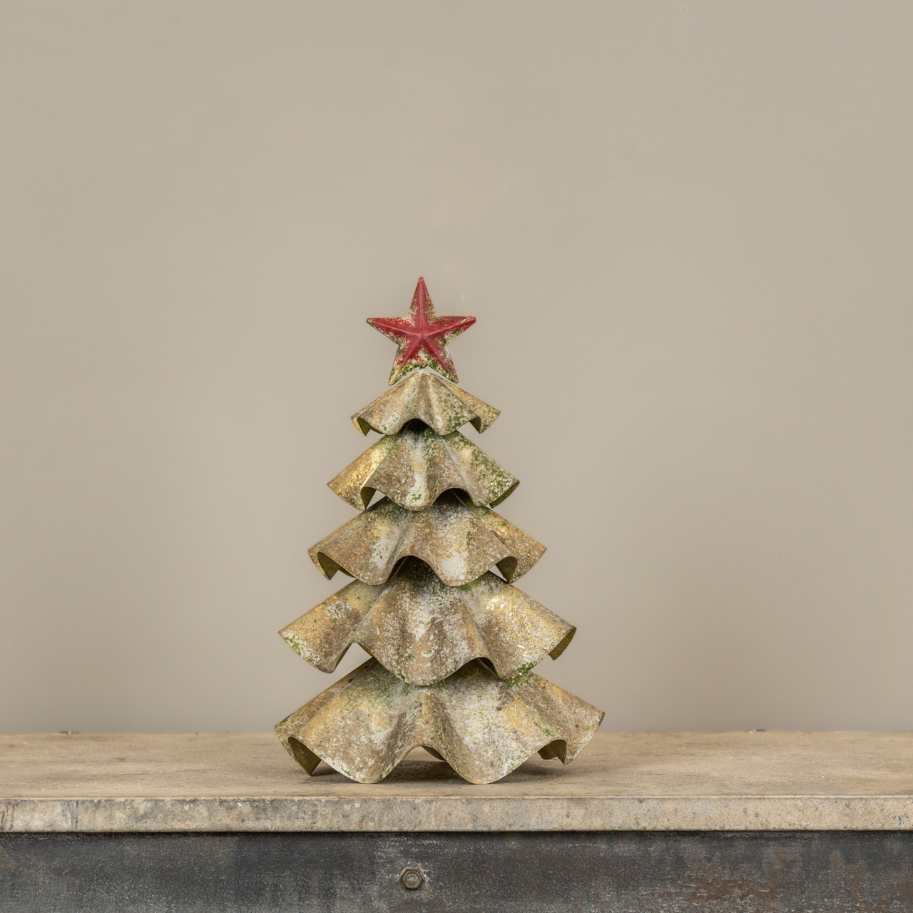 12.5" GOLD METAL TREE W/ RED STAR