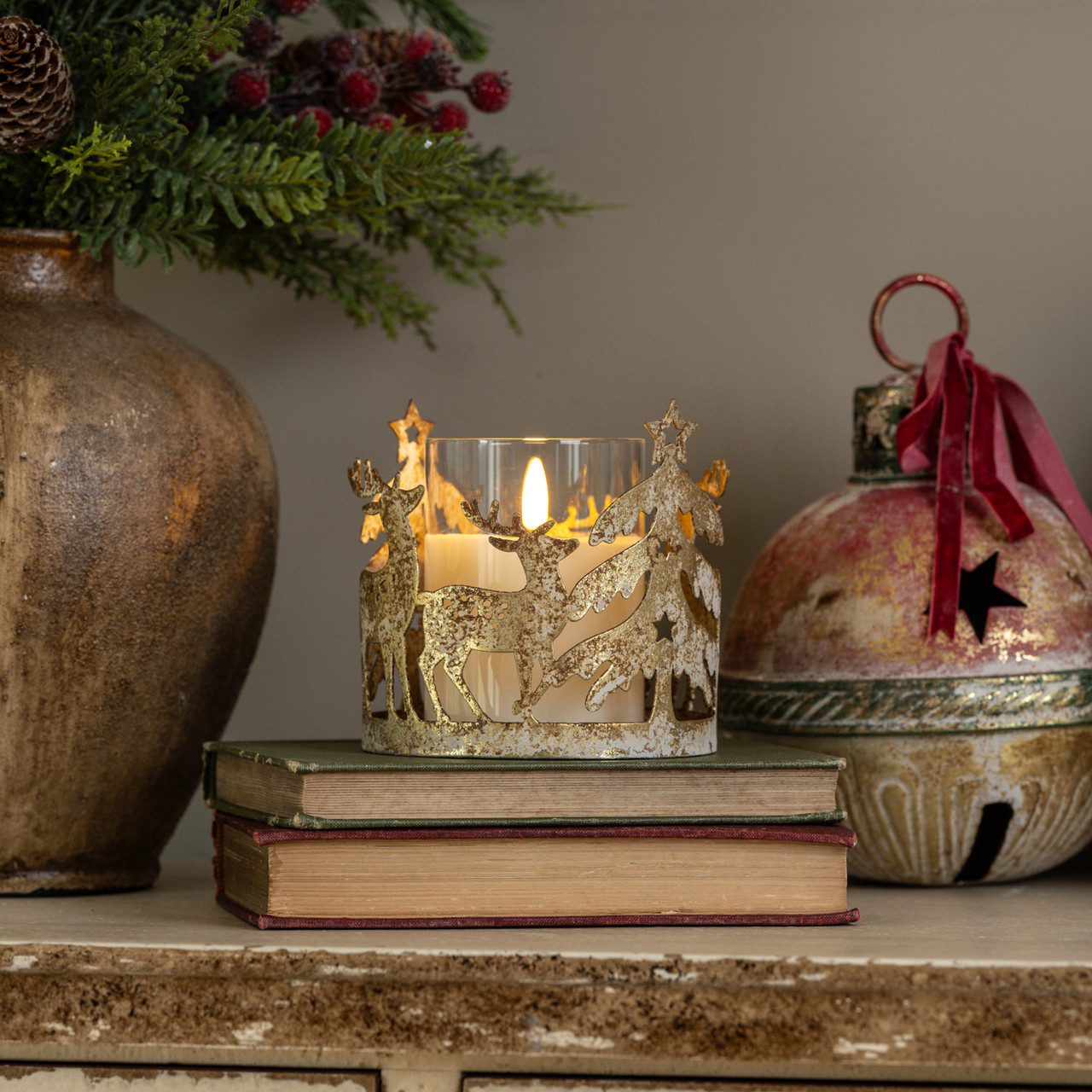 GOLD DEER FAMILY PILLAR CANDLE HOLDER
