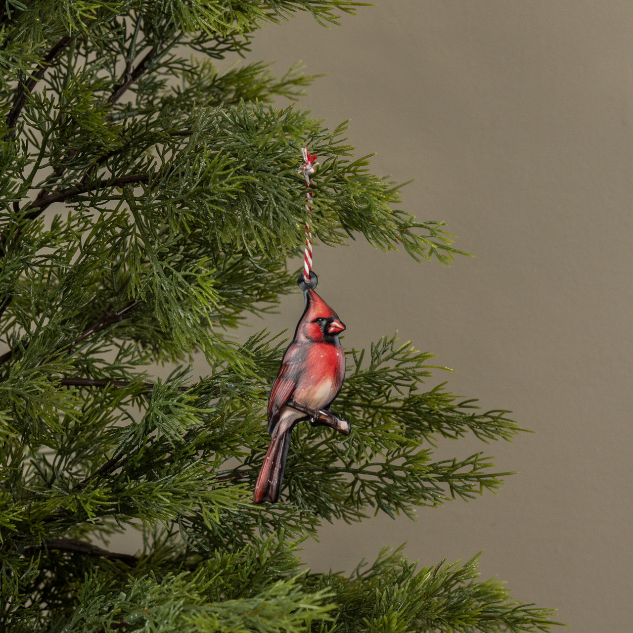 4.75" METAL CARDINAL ORNAMENT