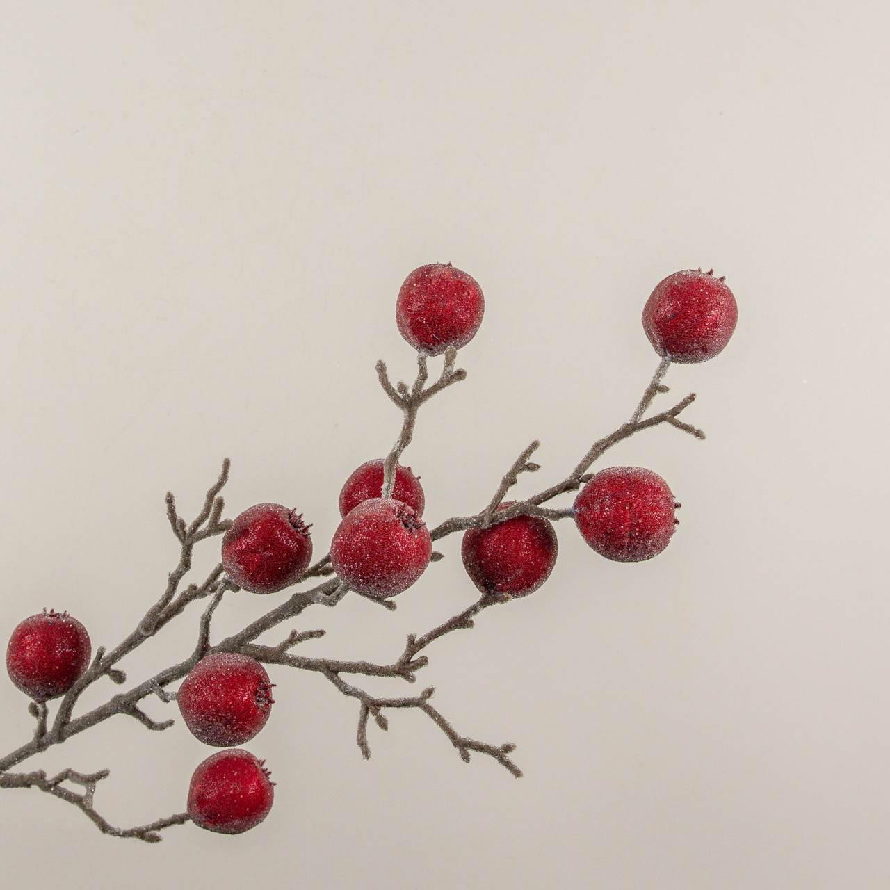 33.5" FROZEN POMEGRANATE SPRAY