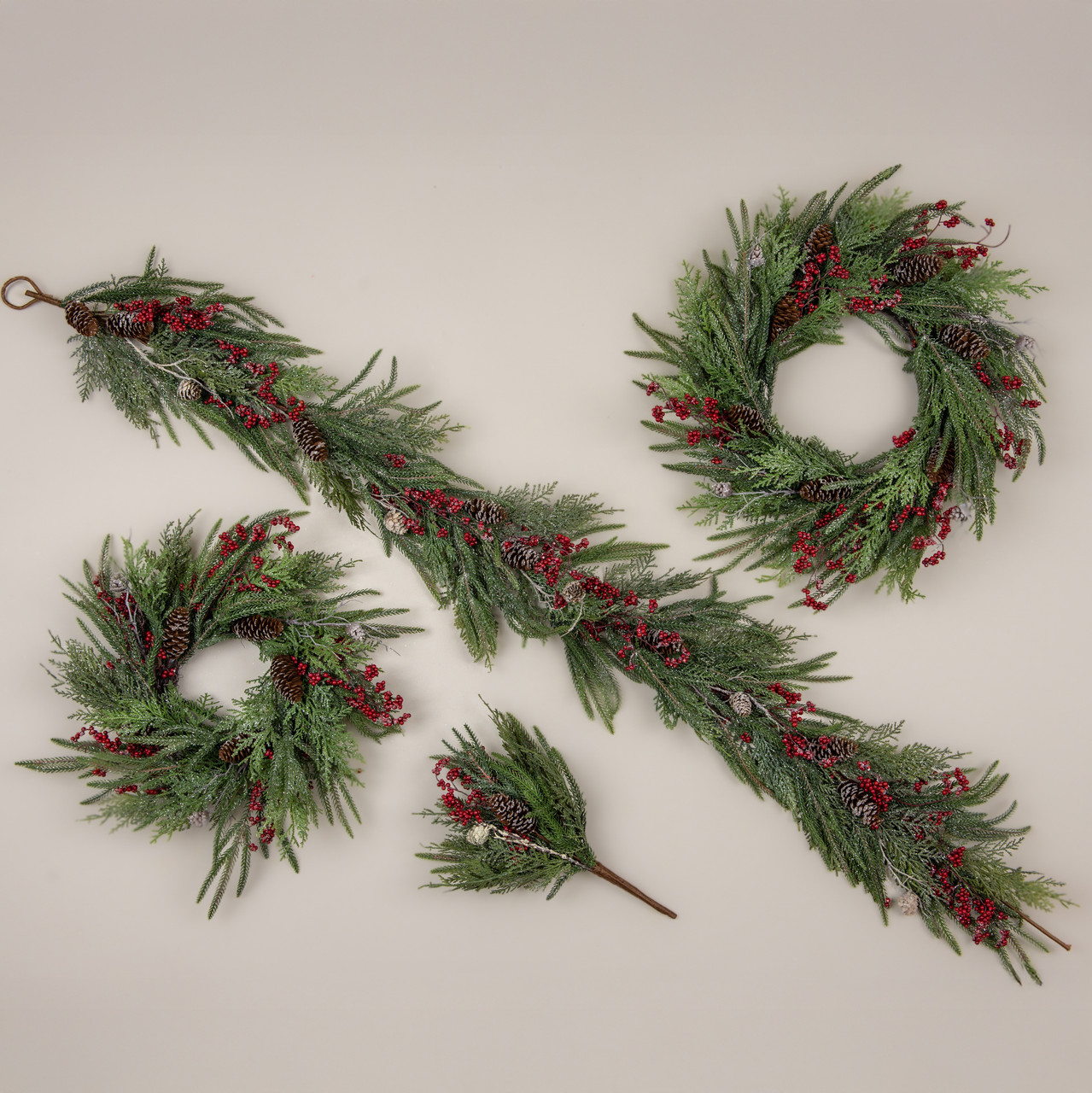 24" CEDAR, PINE & RED BERRIES WREATH