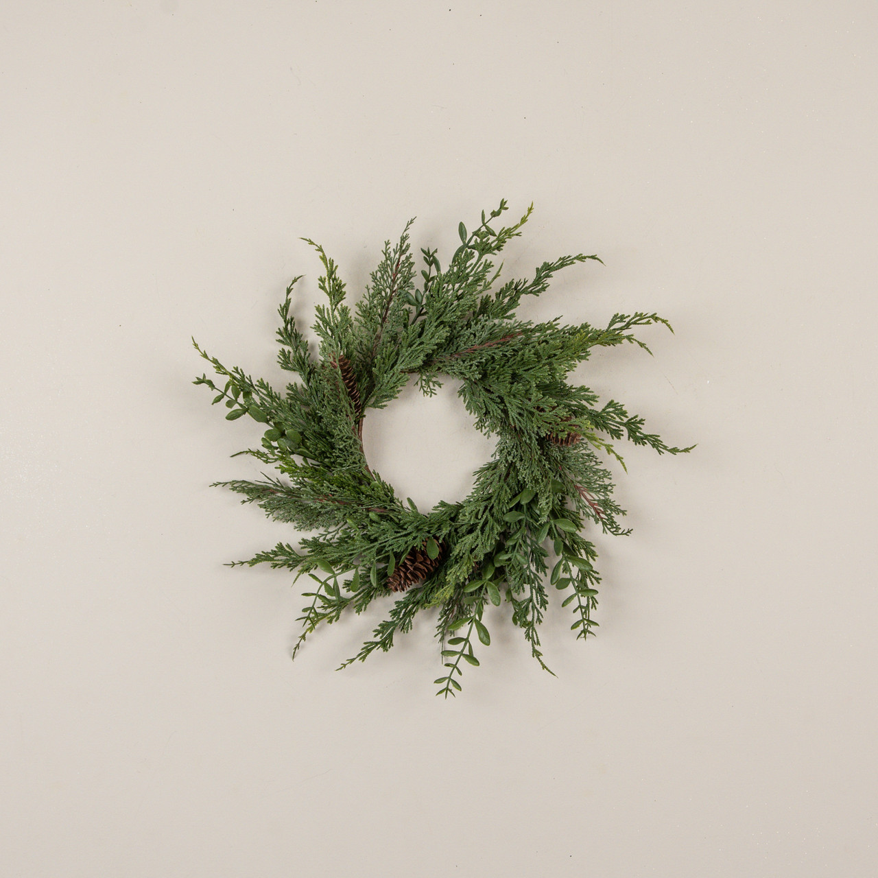 16" CYPRESS & RUSCUS CANDLE RING