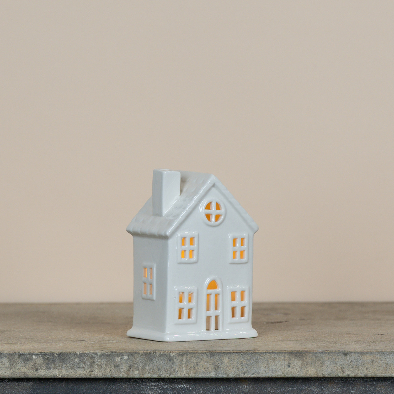 5.25" WHITE CERAMIC TEALIGHT HOUSE