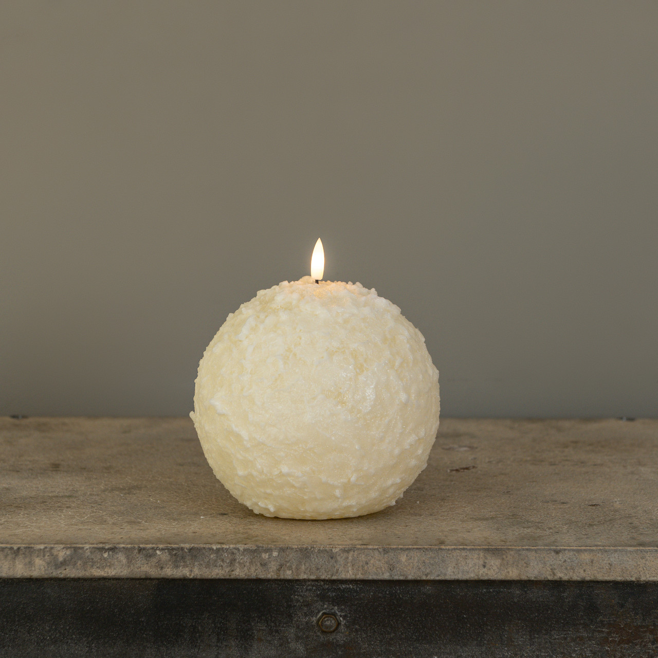 6" CREAM SHIMMER 3D FLAME SNOWBALL CANDLE
