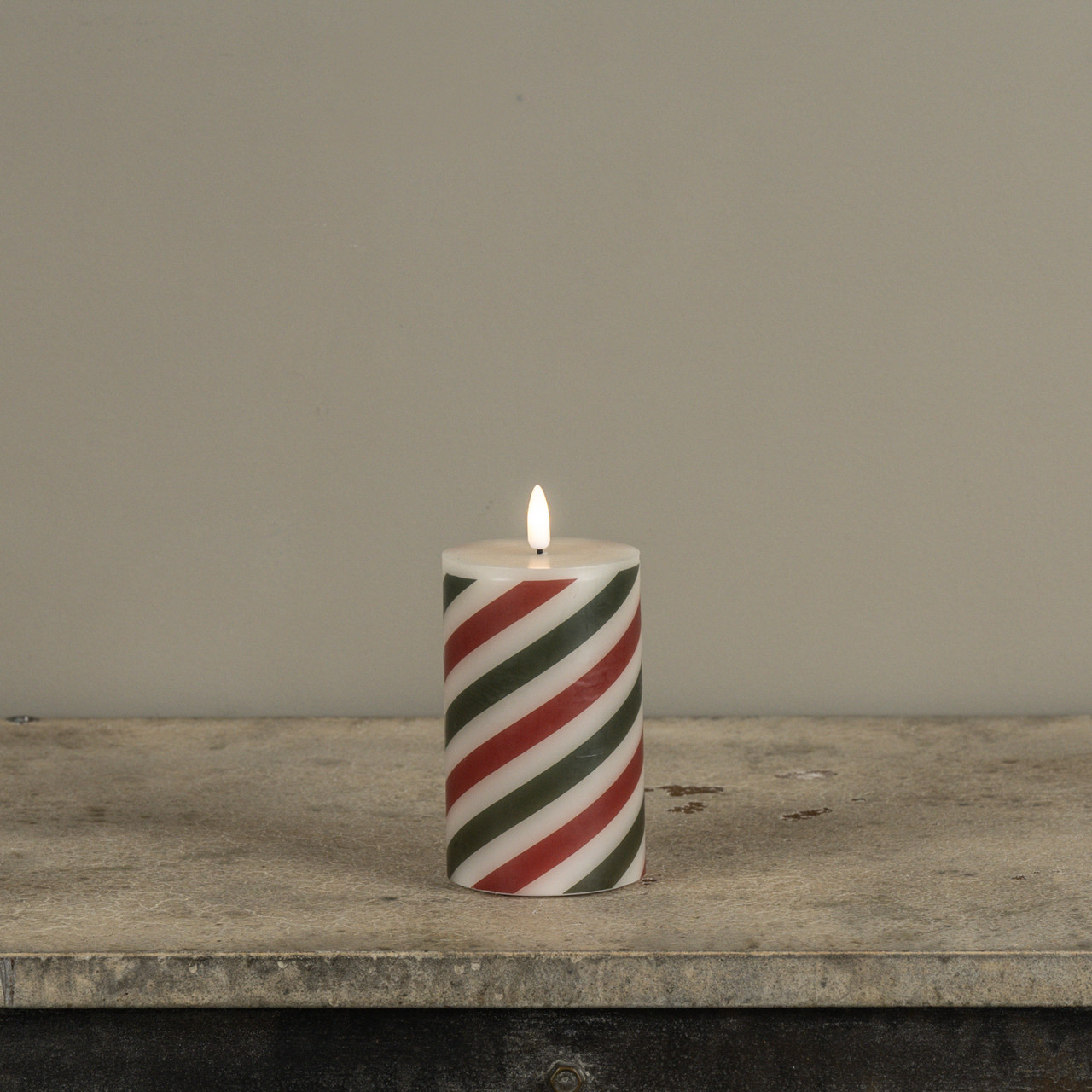 5" RED & GREEN CANDY CANE 3D FLAME PILLAR CANDLE