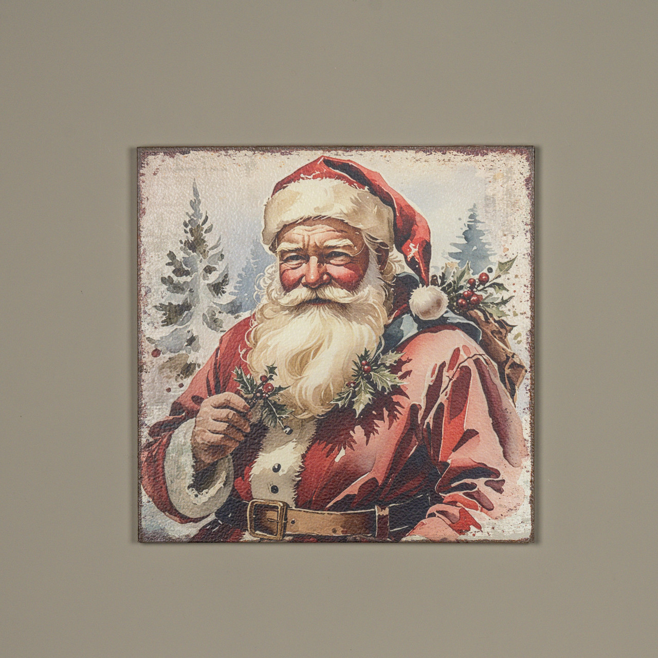 18" HOLLY SANTA IN FOREST PRINT