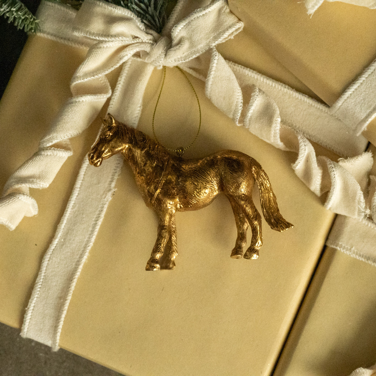 4.5" GOLD HORSE ORNAMENT