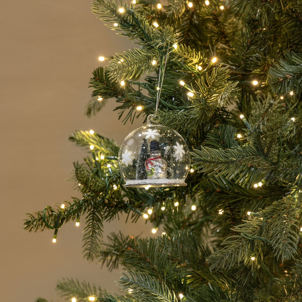 SNOWMAN IN GLASS GLOBE ORNAMENT