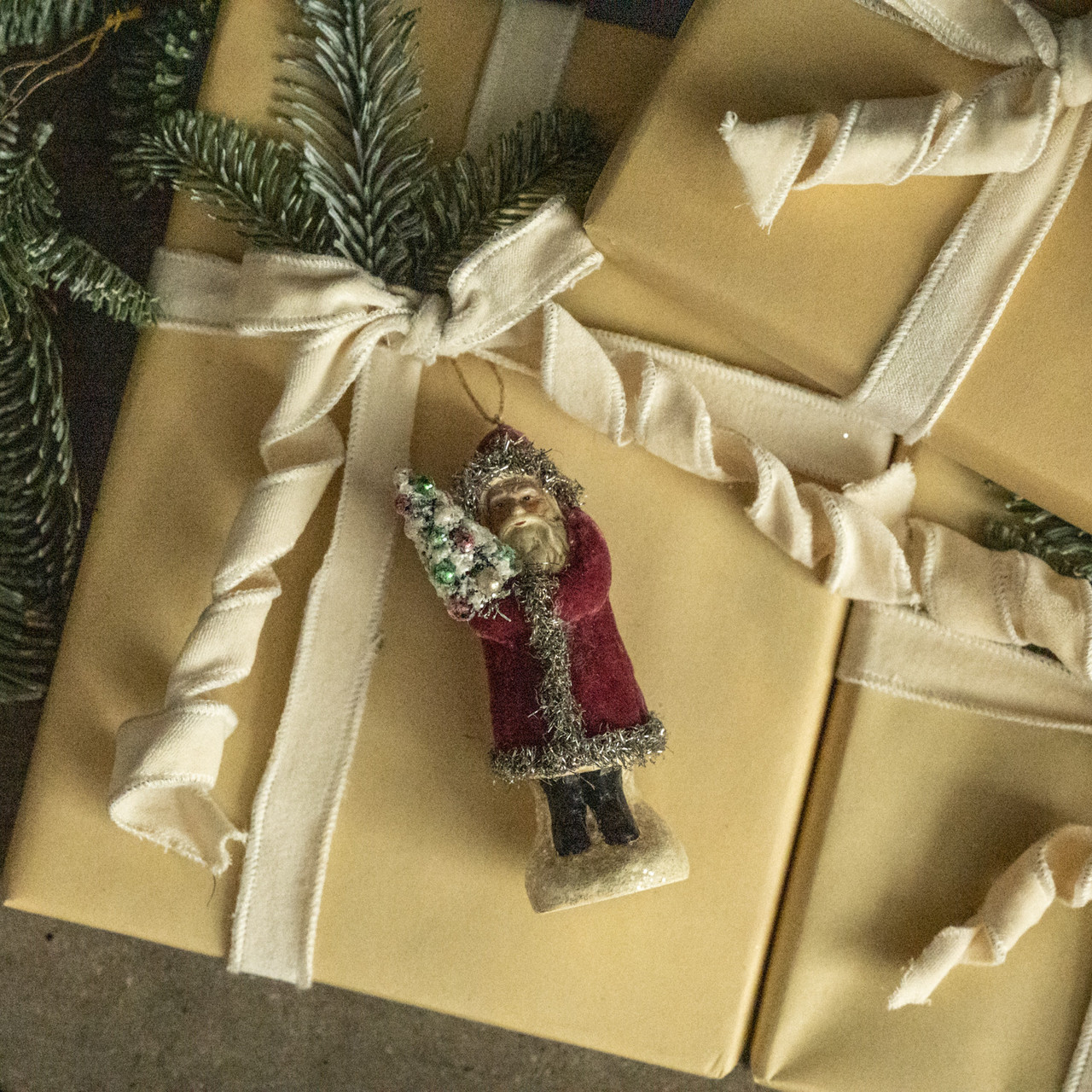 PLUM BELSNICKLE ORNAMENT