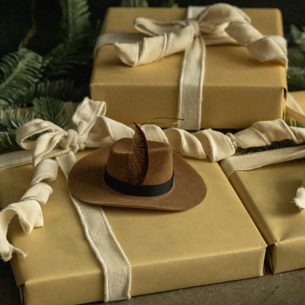 TAN COWBOY HAT ORNAMENT