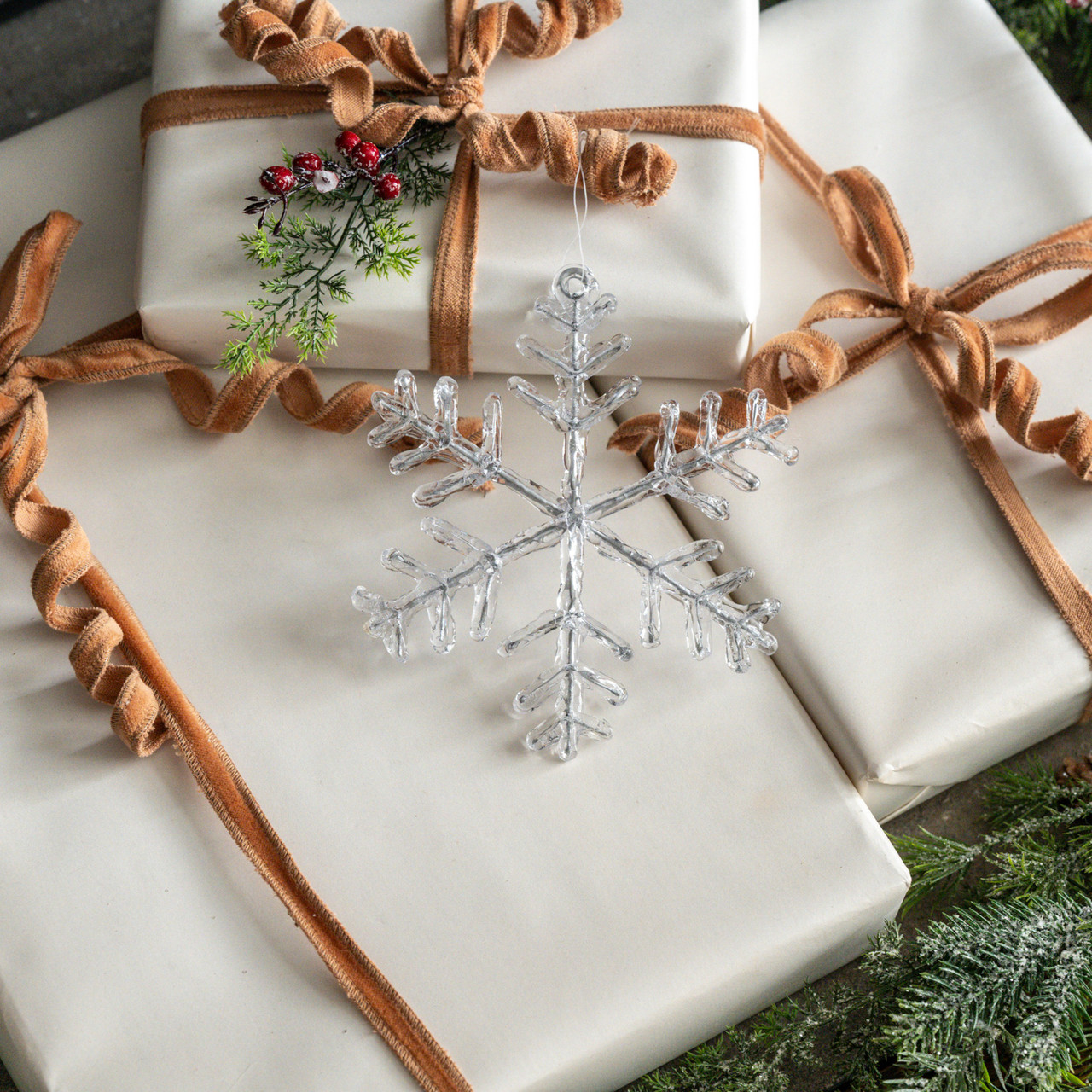 6.25" SILVER FUSED SNOWFLAKE ORNAMENT