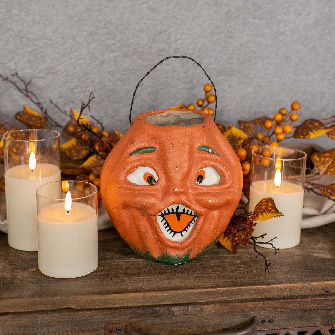 7" ORANGE JACK O LANTERN CHOIR BOY