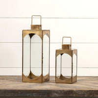 SET/ 2 GOLD LANTERNS