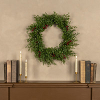22" MEXICAN FERN WREATH W/ RED BERRIES