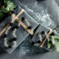 6' - BLACK 1" FLOCKED BALL GARLAND