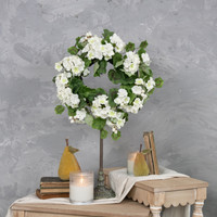 15" WHITE GERANIUM CANDLE RING