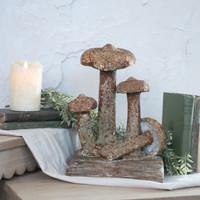 MUSHROOM GROUPING ON STAND