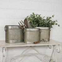SET/ 3 STRIPED TROUGHS