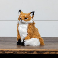 SITTING FUR FOX