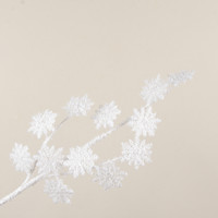 30" GLITTERED WHITE SNOWFLAKE SPRAY