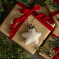 CREAM FELT STAR ORNAMENT
