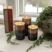 6" GREEN, BLACK & WHITE TARTAN 3D FLAME GLASS CANDLE