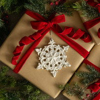 WHITE DANIELLA SNOWFLAKE ORNAMENT