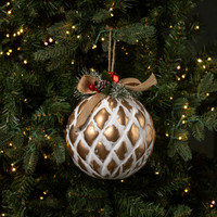 GOLD DIAMOND PATTERN ORNAMENT