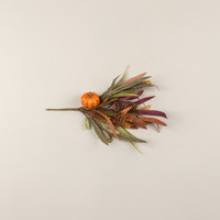 16" ORANGE PUMPKIN & FOLIAGE PICK