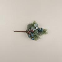 18" ICED PINE, EUCALYPTUS & BLUE BERRIES PICK