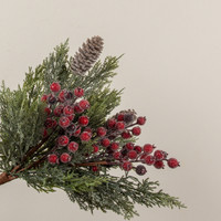 21" CEDAR, PINECONE & RED BERRY BUNDLE