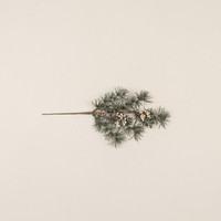 17" PINE W/ CREAM BERRIES SPRAY