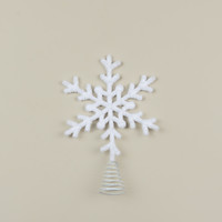 PLUSH SNOWFLAKE TREE TOPPER