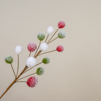 32.25" SNOWY GREEN, RED & WHITE BALL PICK