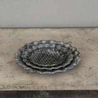 6" METAL SCALLOPED TRAY