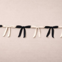 9' BLACK & WHITE BOW GARLAND