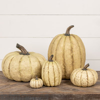 9" WHITE SHORT PUMPKIN