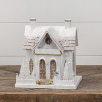 SNOW COVERED COTTAGE W/ BOTTLEBRUSH TREES