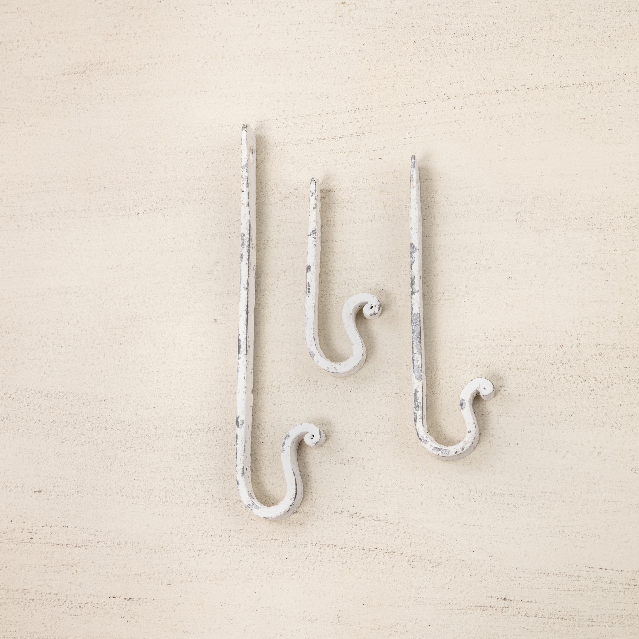 White Fortified Hook, 6"