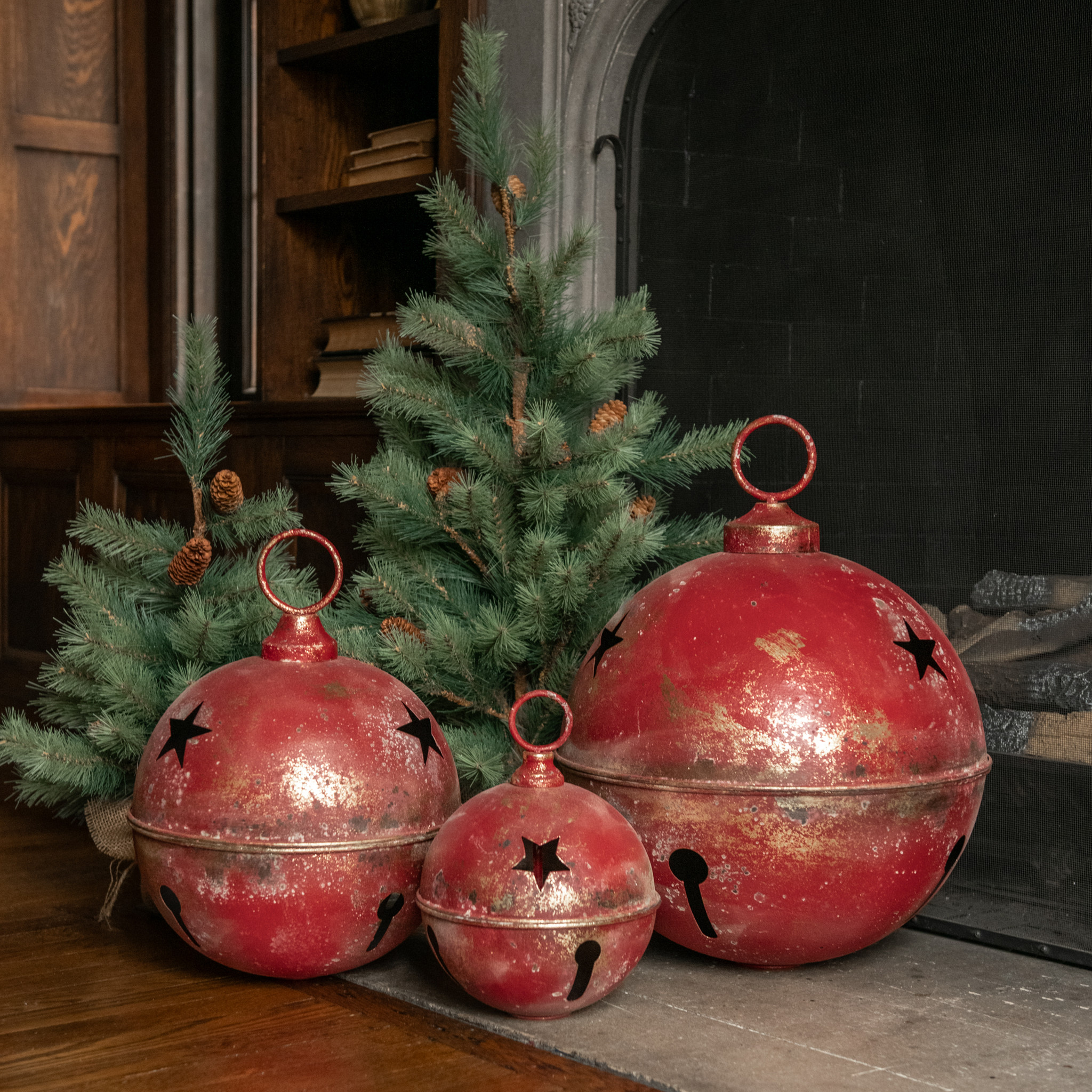Red Star Sleigh Bell, 8.5", photo 2 of 5