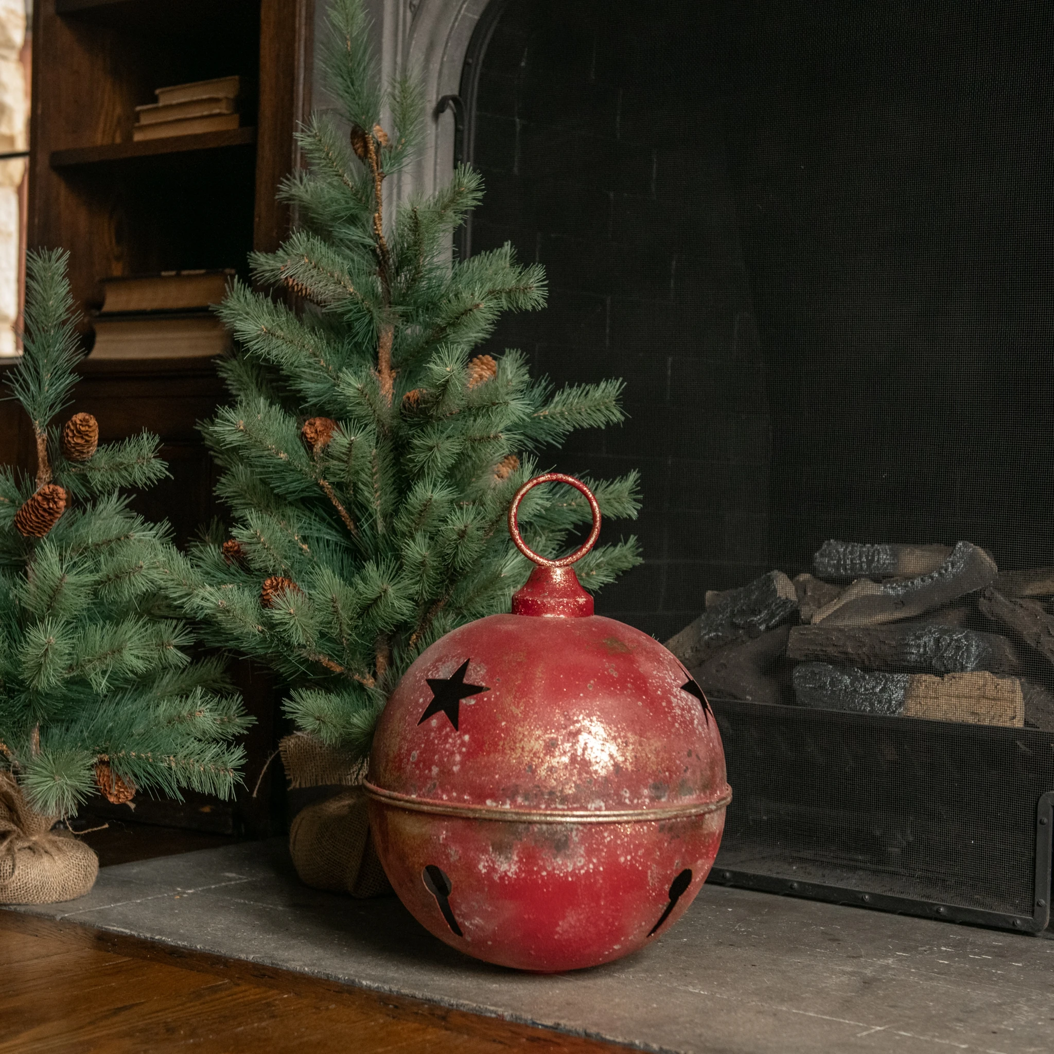 Red Star Sleigh Bell, 12"