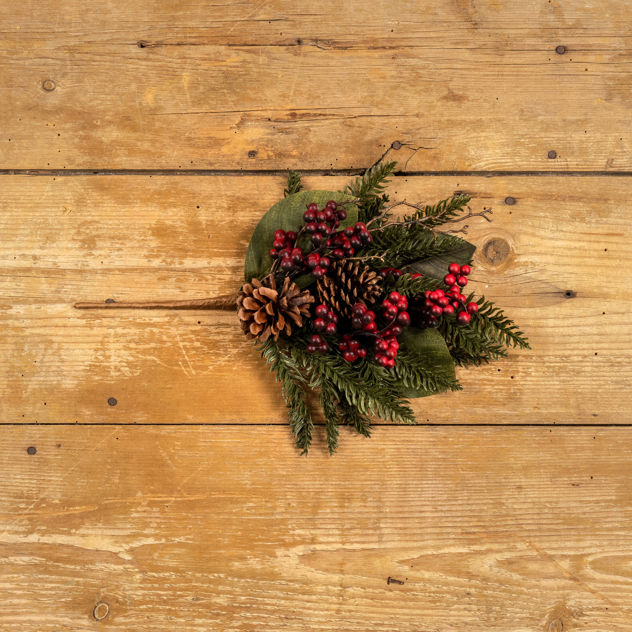 Cedar & Magnolia Leaf with Red Berry Pick, 16", photo 4 of 4