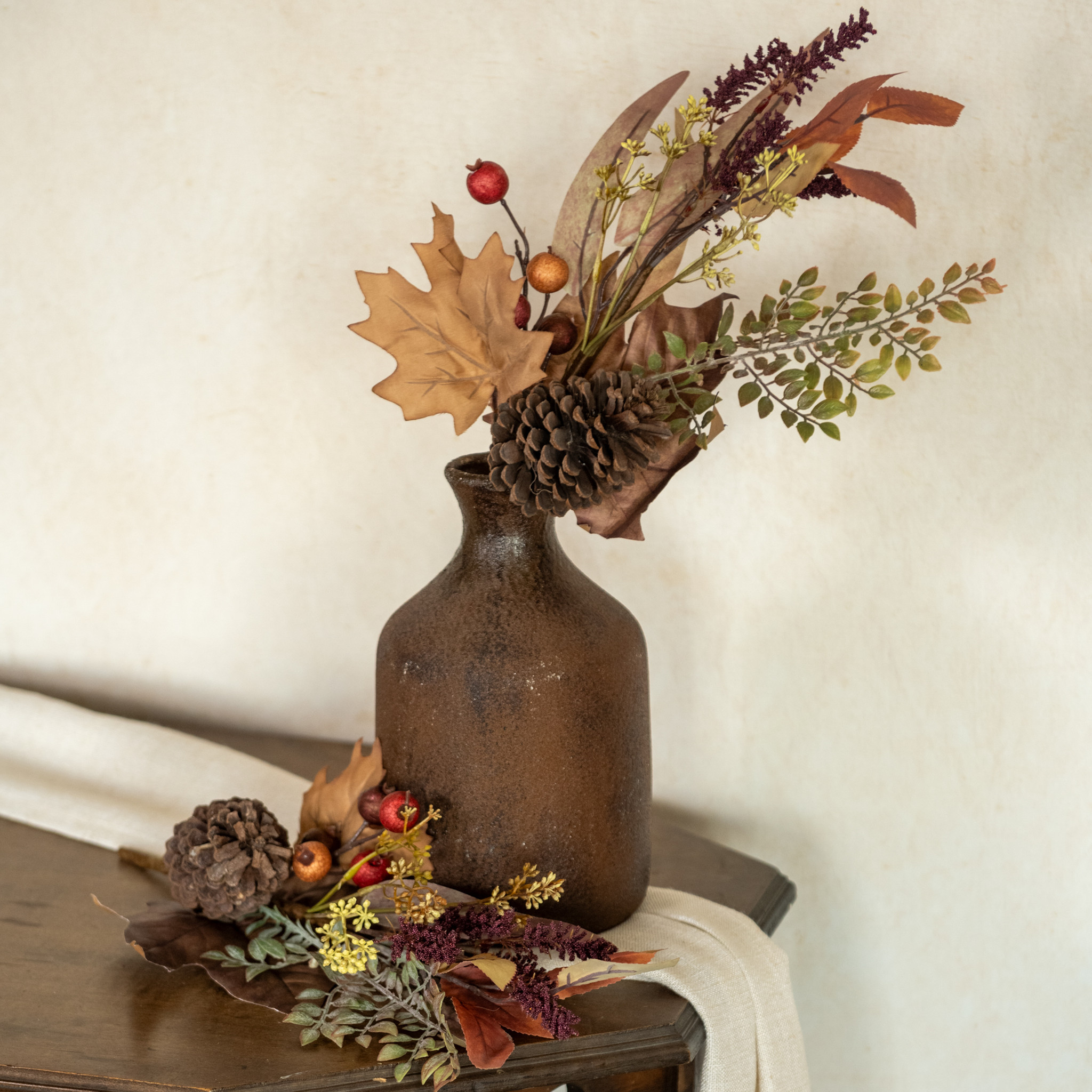 Woodland Berry Pick, 16", photo 2 of 4