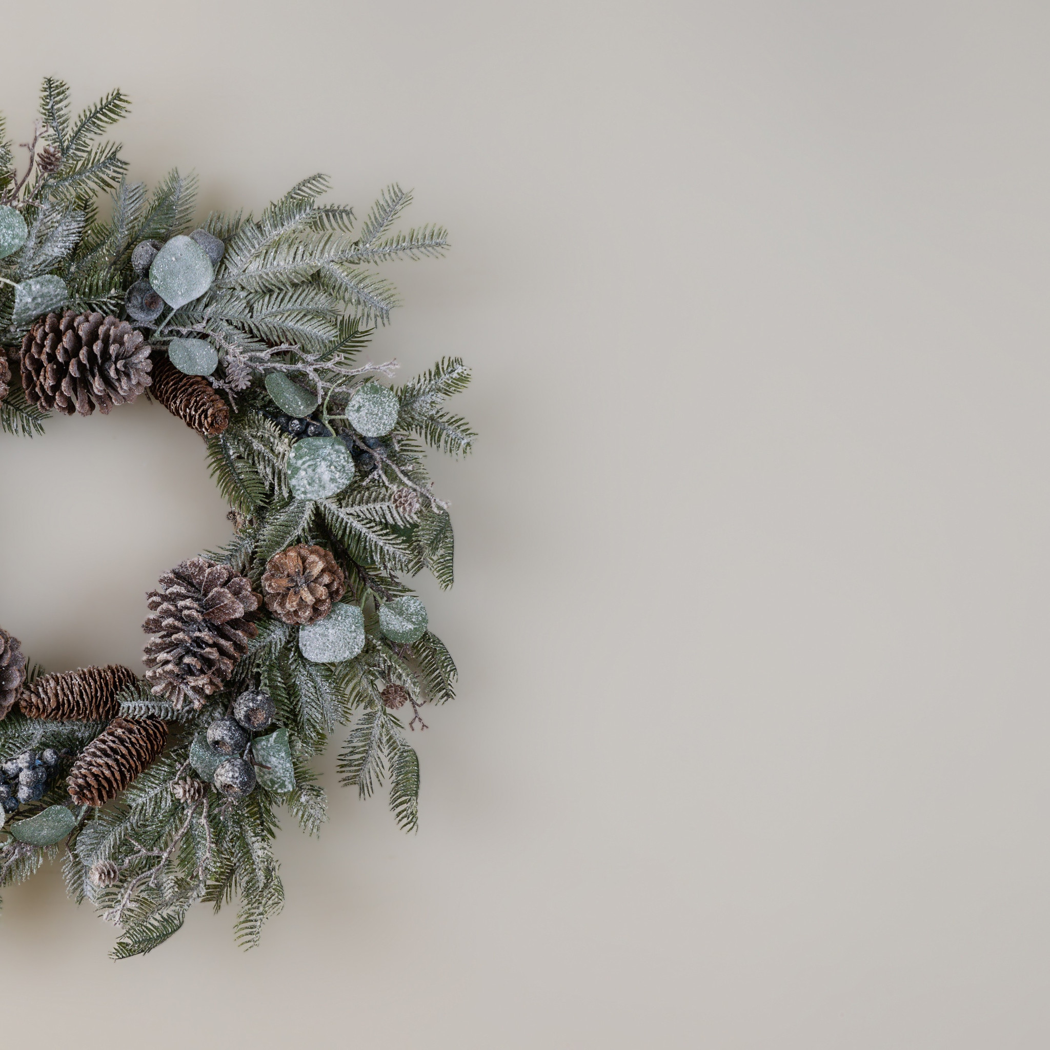 Snowy Eucalyptus & Pine Wreath with Blue Berries, 24", photo 4 of 4