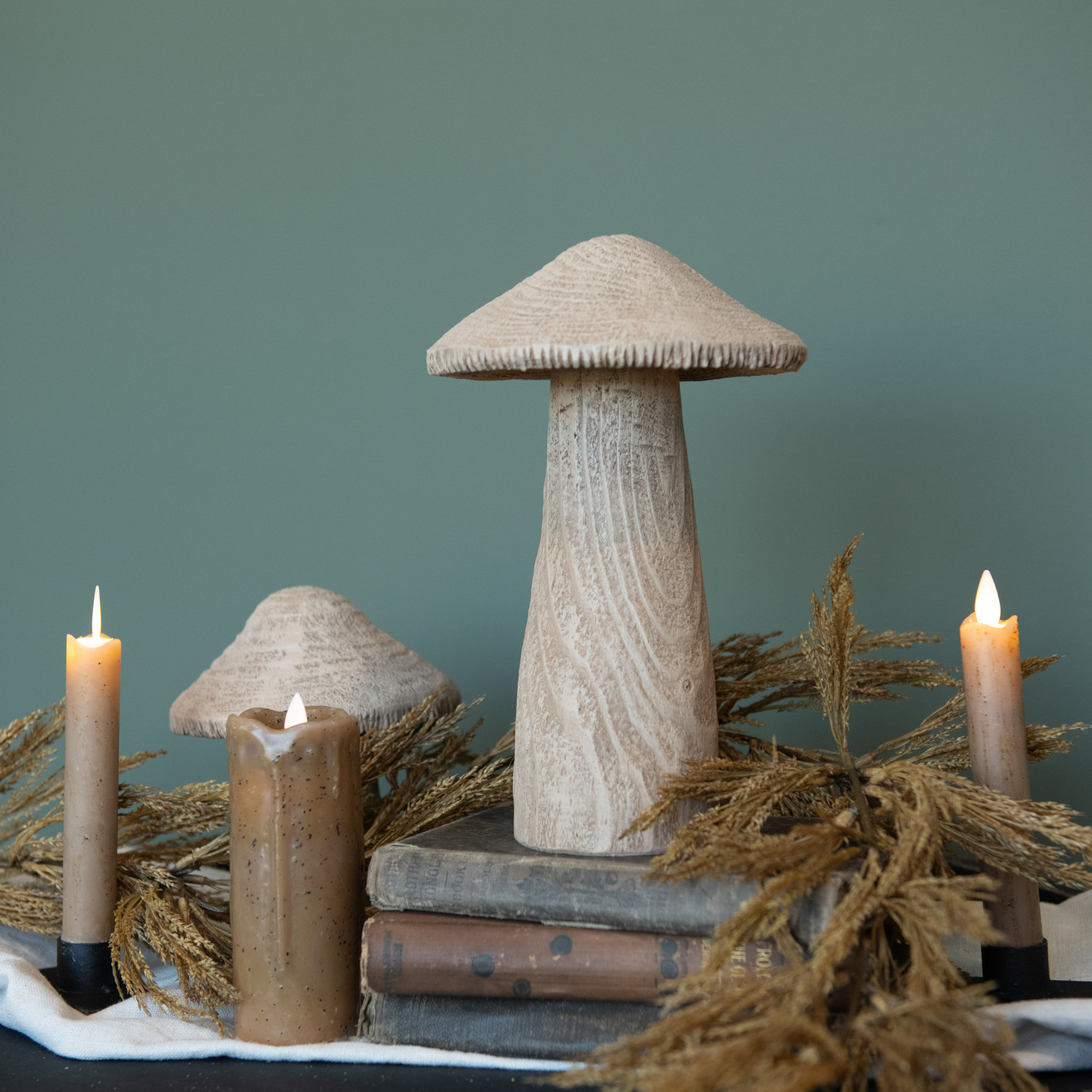 Natural Mushroom, 9.5"