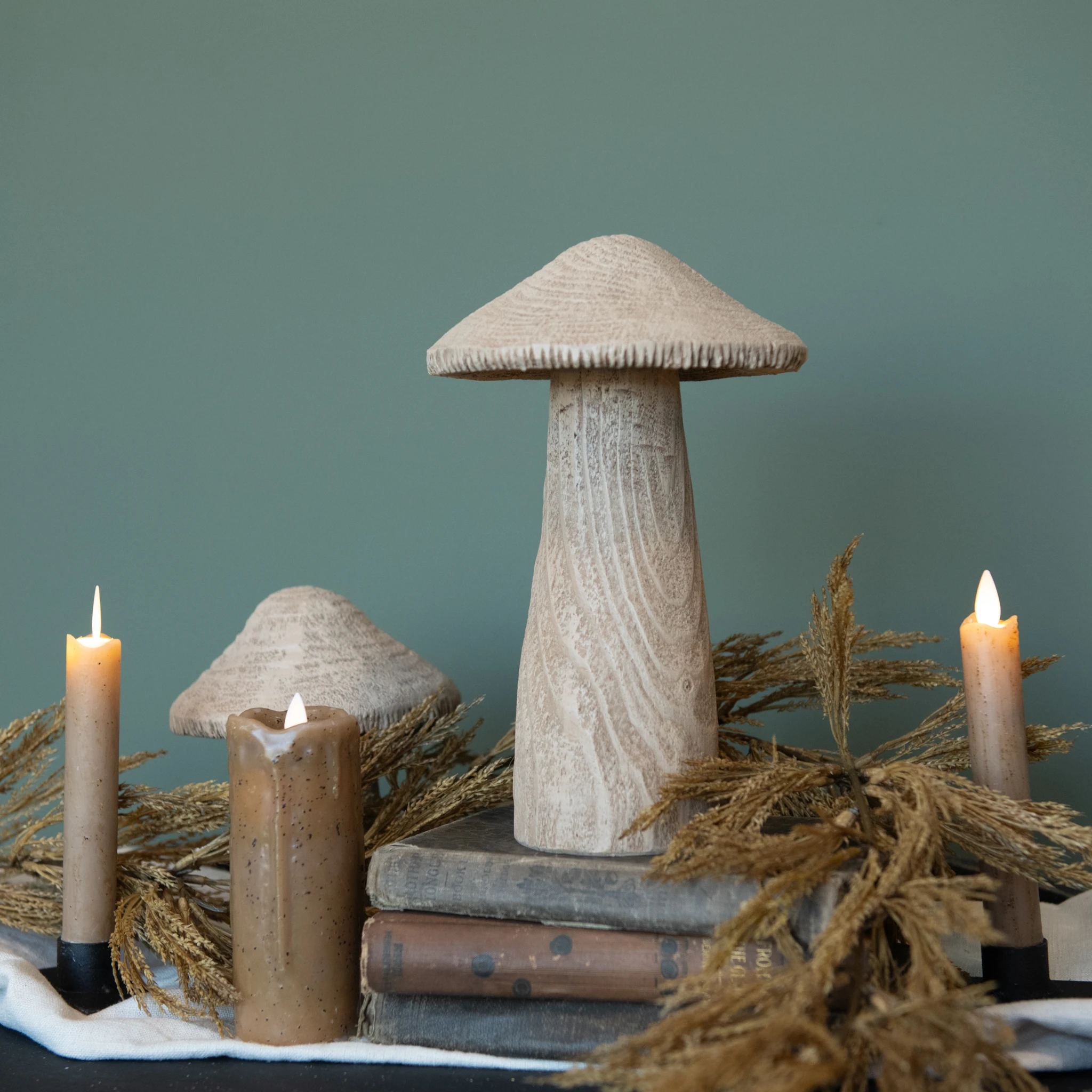Natural Mushroom, 9.5"
