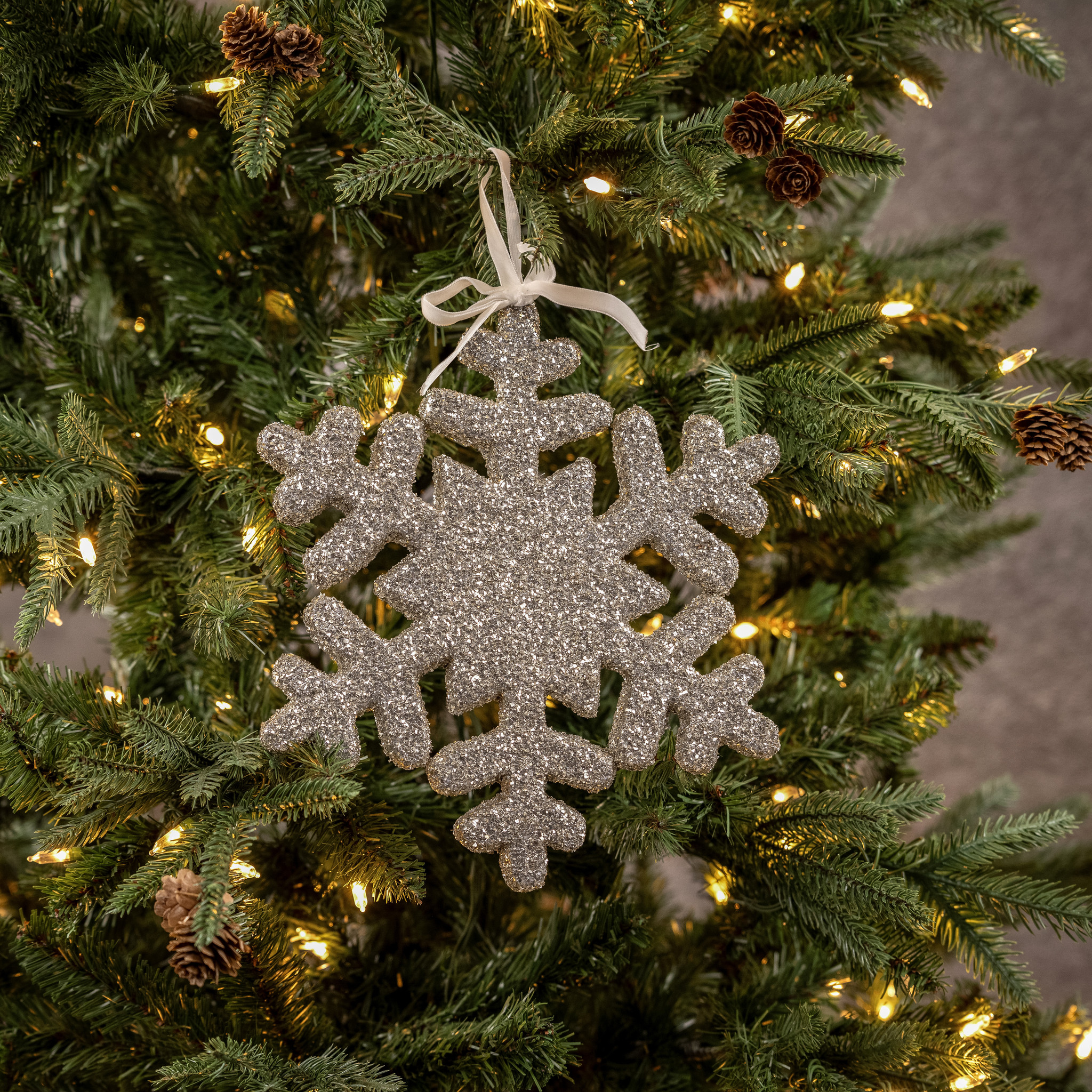 Silver Glittered Snowflake, 10", photo 2 of 3